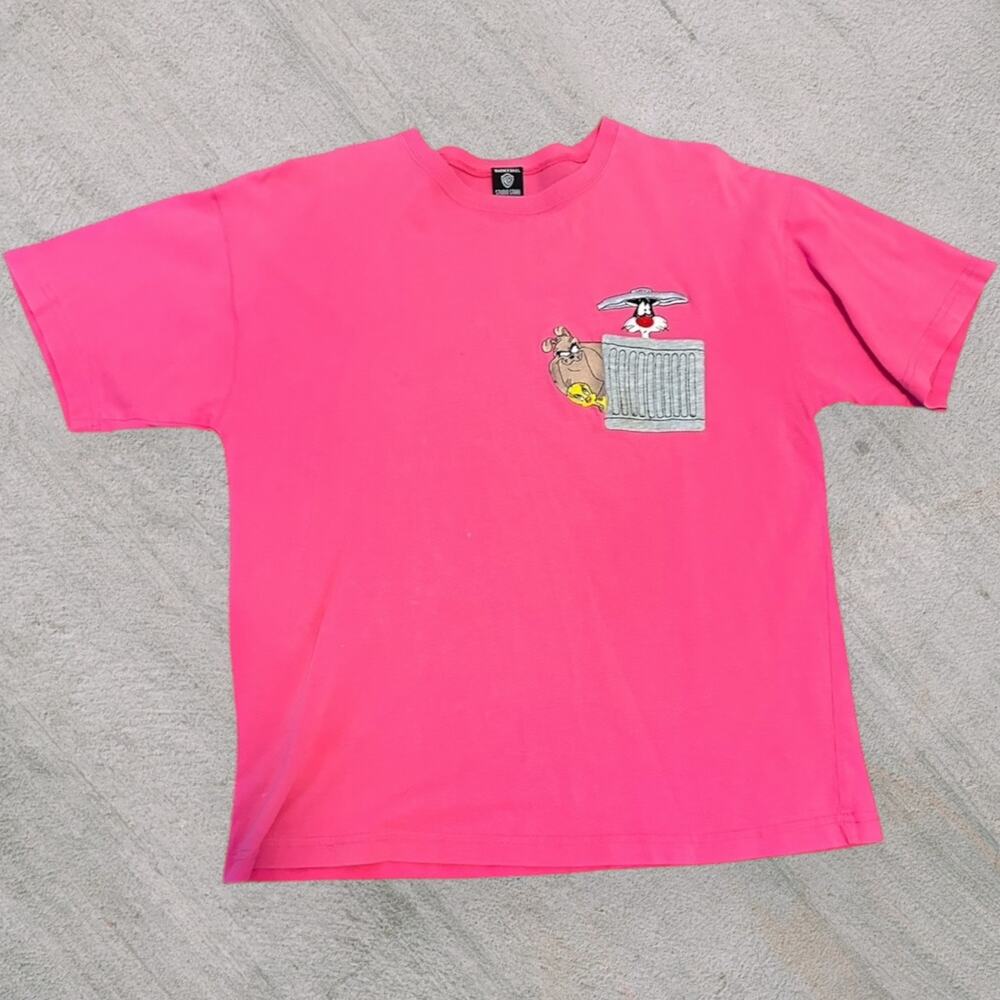 1997 embroidered Warner bros looney tunes pink pocket shirt